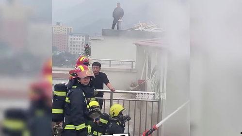 盘点那些看热闹的吃瓜群众,围观热潮中的“吃瓜群众”众生相